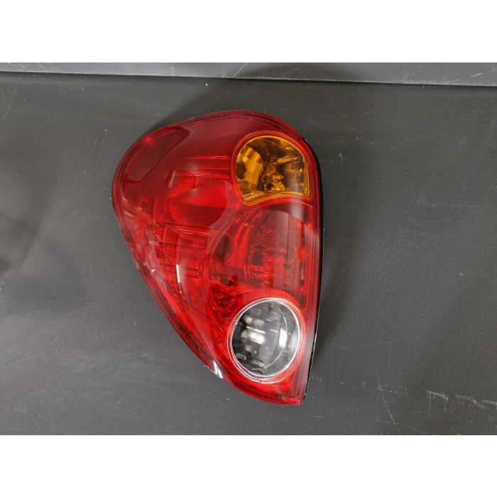 MİTSUBİSHİ L200 SOL ARKA STOP LAMBASI SIFIR 2007-2014