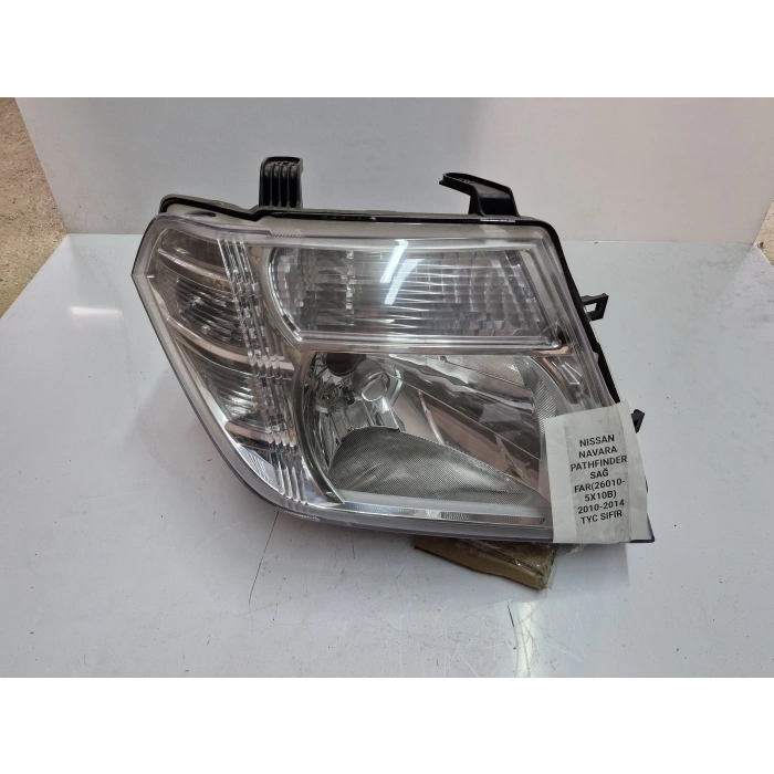 NISSAN NAVARA SAĞ ÖN FAR 2009-2014 SIFIR AYARINDA