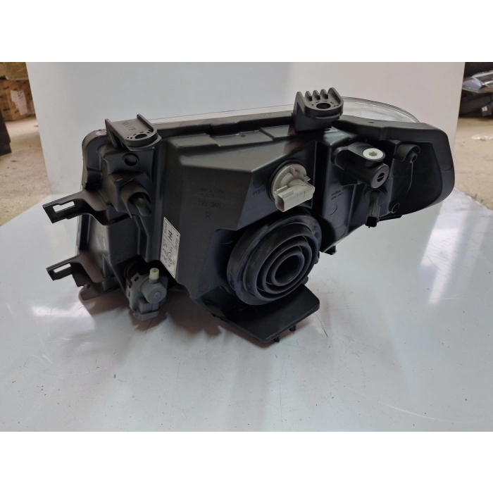 NISSAN NAVARA SAĞ ÖN FAR 2009-2014 SIFIR AYARINDA