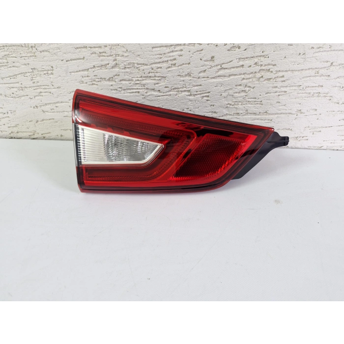 NİSSAN QASHQAİ SOL ARKA İÇ STOP LAMBASI SIFIR 2014-2016