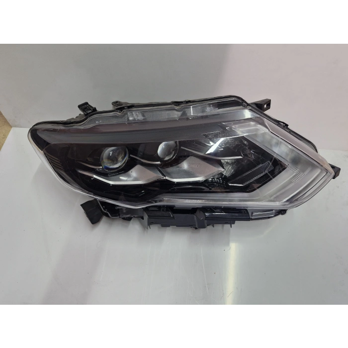 NISSAN X-TRAİL SAĞ ÖN FAR LEDLİ ÇİFT MERCEKLİ 2016-2021