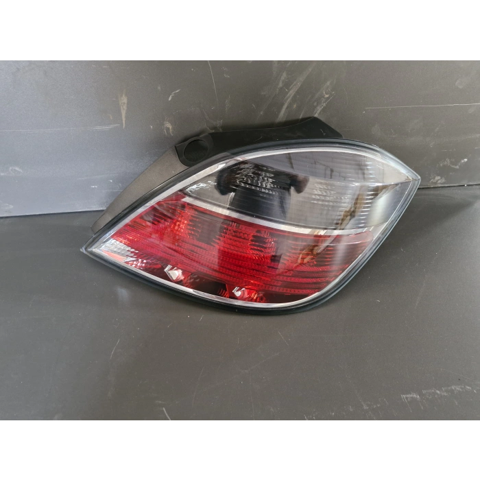 OPEL ASTRA H SAĞ ARKA STOP LAMBASI SIFIR 2007-2014