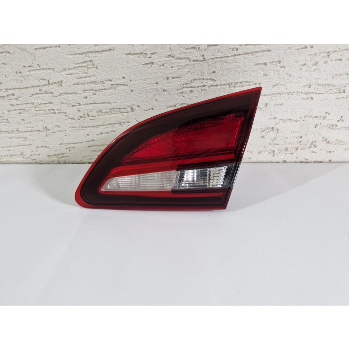 OPEL ASTRA J SEDAN SAĞ İÇ BAGAJ STOP LAMBASI SIFIR 2014-2020