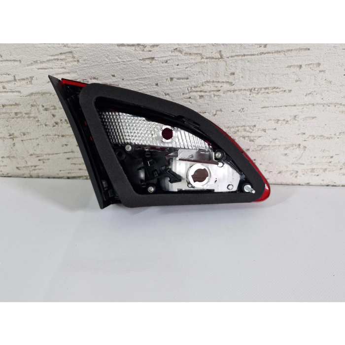 OPEL ASTRA J SEDAN SAĞ İÇ BAGAJ STOP LAMBASI SIFIR 2014-2020