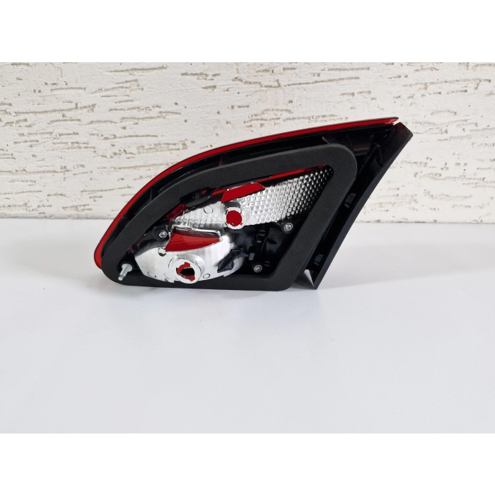 OPEL ASTRA J SEDAN SOL İÇ BAGAJ STOP LAMBASI SIFIR 2014-2020