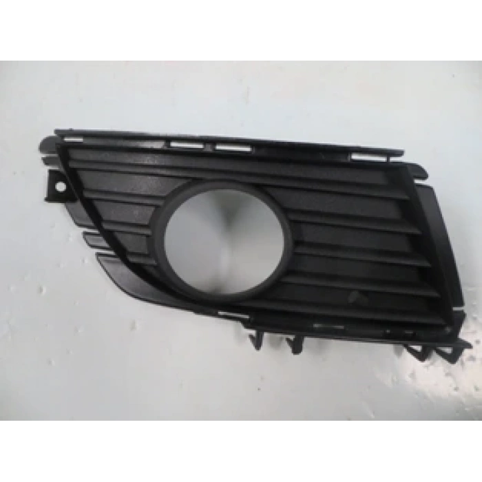 OPEL COMBO- 04/12; SİS LAMBA KAPAĞI SAĞ SİYAH (DELİKLİ) (TW)