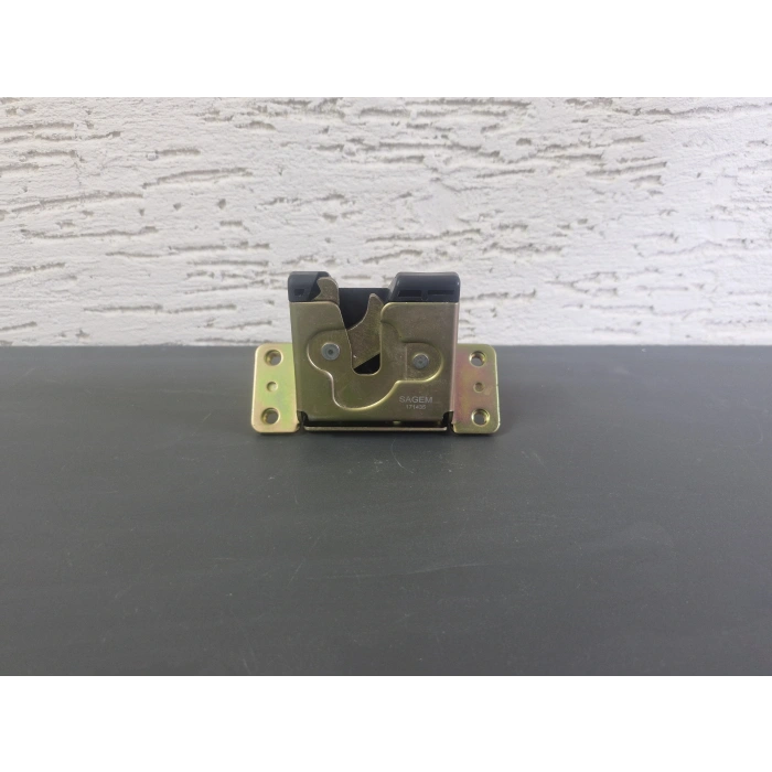 OPEL COMBO C ARKA BAGAJ KİLİDİ SIFIR 2002-2012