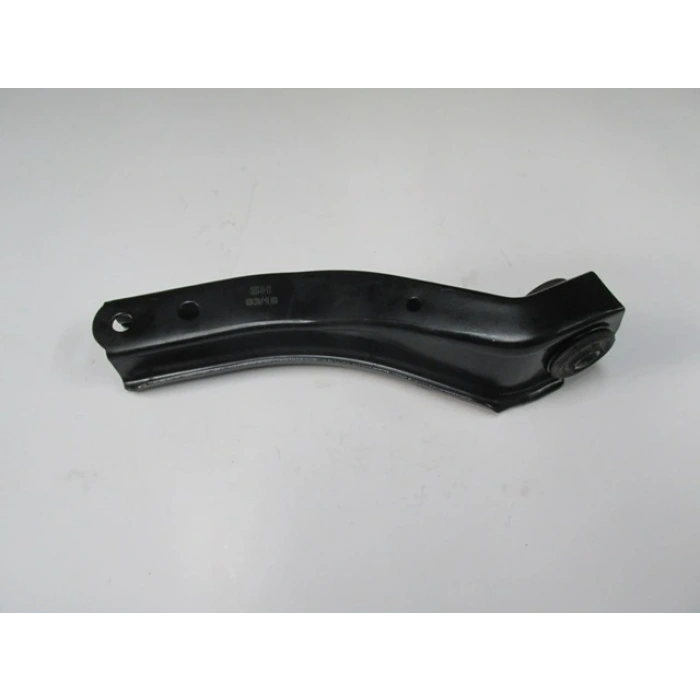 OPEL CORSA- A- 86/92; ÖN ALT TABLA SOL ROTİLSİZ/BURÇLU (SALINCAK) (SH)