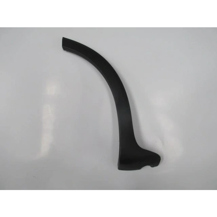 OPEL CORSA- C- 04/06; ARKA ÇAMURLUK AĞZI PLASTİĞİ SAĞ SİYAH (5 KAPI)