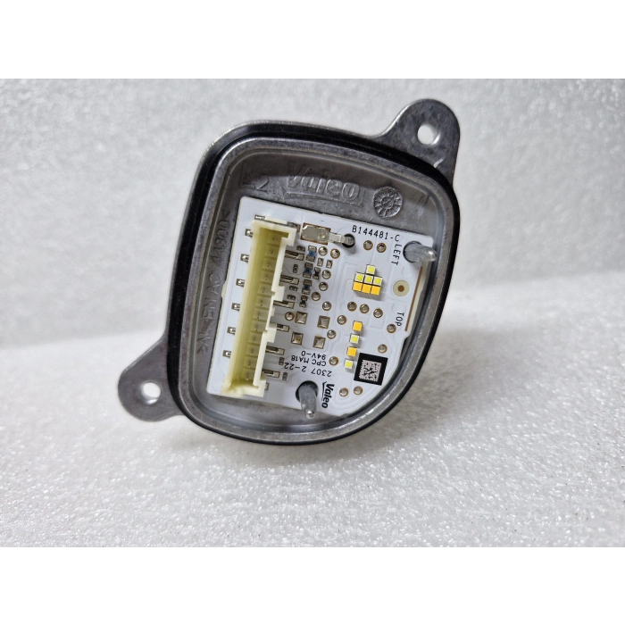 OPEL CORSA F SOL FAR LED BEYNİ ORJİNAL HATASIZ 2019-2024