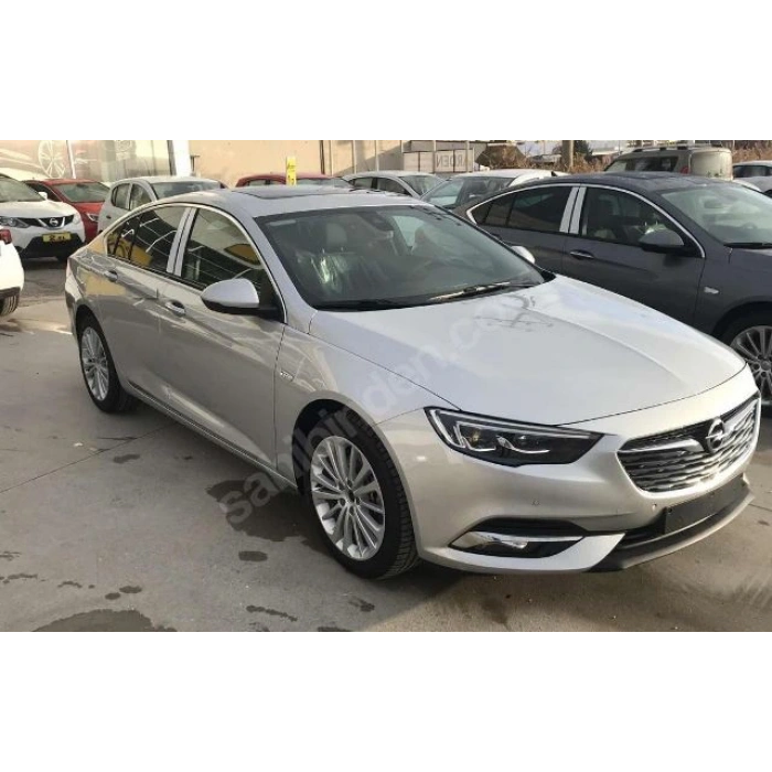 OPEL INSIGNIA- 17/20; ARAÇ BİLGİLERİ VE RESİMLERİ