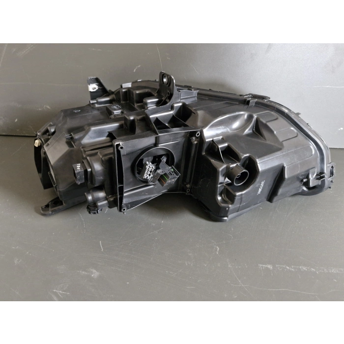 OPEL İNSİGNİA B SAĞ ÖN FAR LEDLİ SIFIR 2017-2021