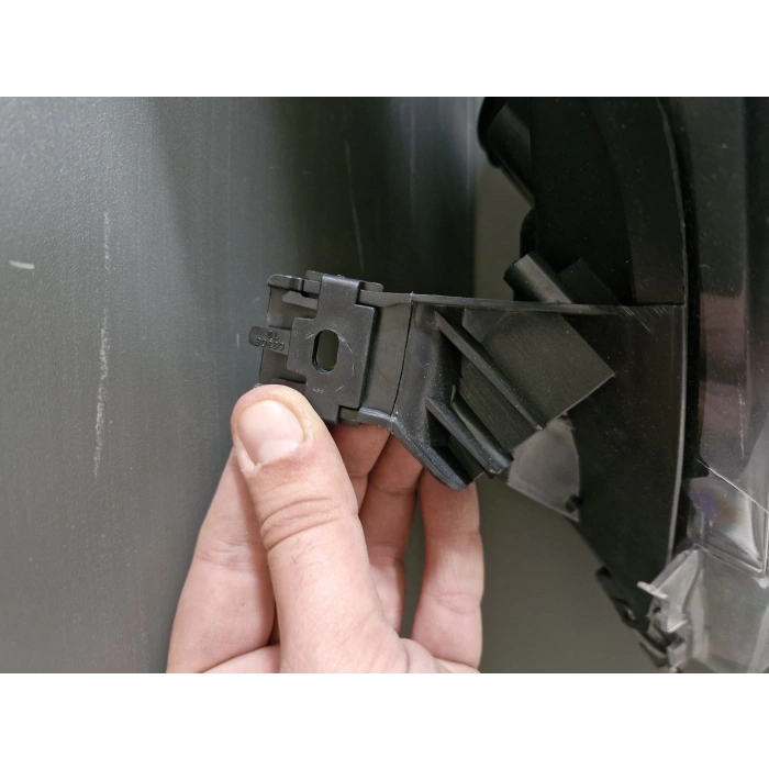 OPEL VECTRA C SOL ÖN FAR SİYAH MOTORLU 2005-2008 SIFIR AYARINDA