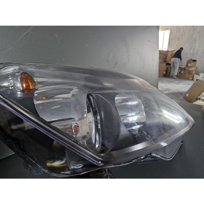 OPEL ZAFİRA B SAĞ ÖN FAR 2005-2008 SIFIR AYARINDA