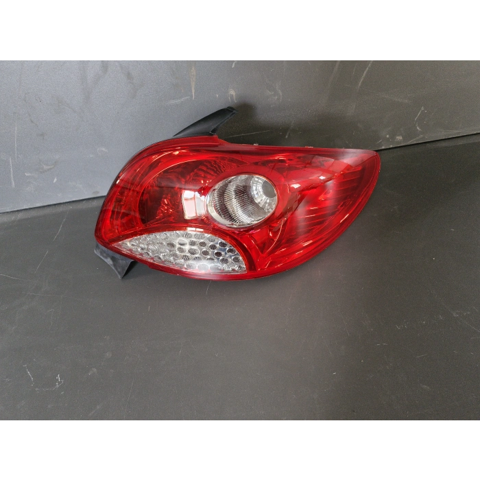 PEUGEOT 206 PLUS SAĞ ARKA STOP LAMBASI SIFIR 2008-2012