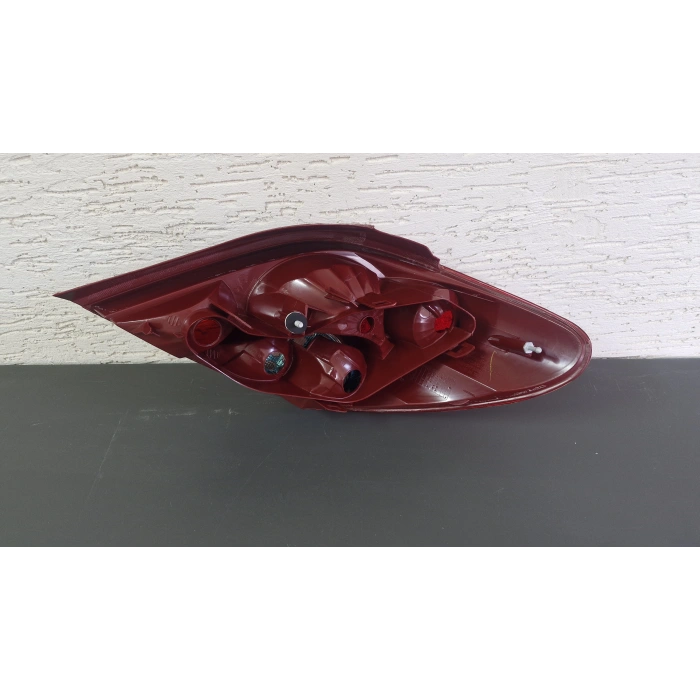 PEUGEOT 207 SOL ARKA STOP LAMBASI SIFIR 2006-2009