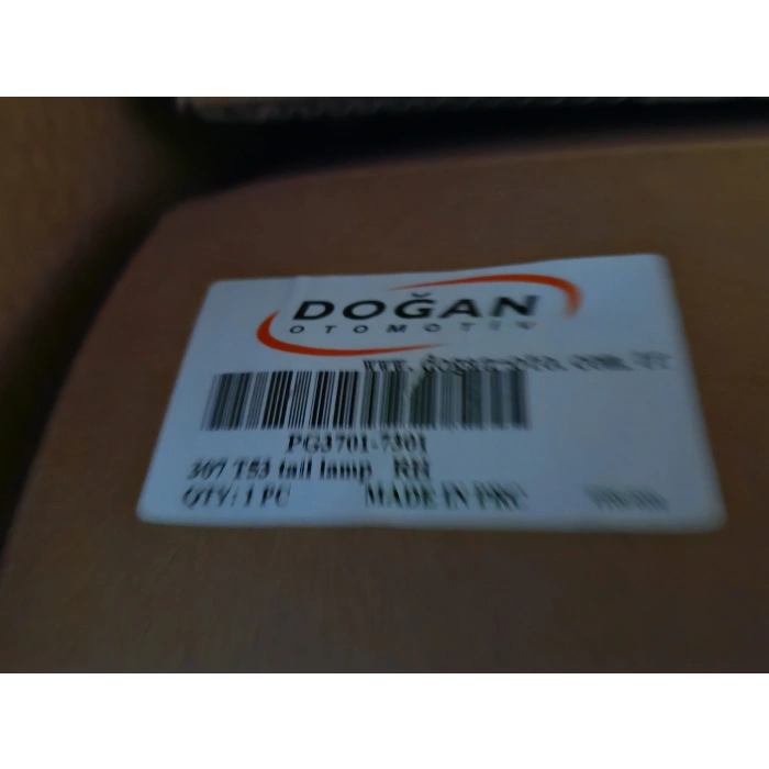 PEUGEOT 307 SAĞ ARKA STOP LAMBASI SIFIR 2001-2006