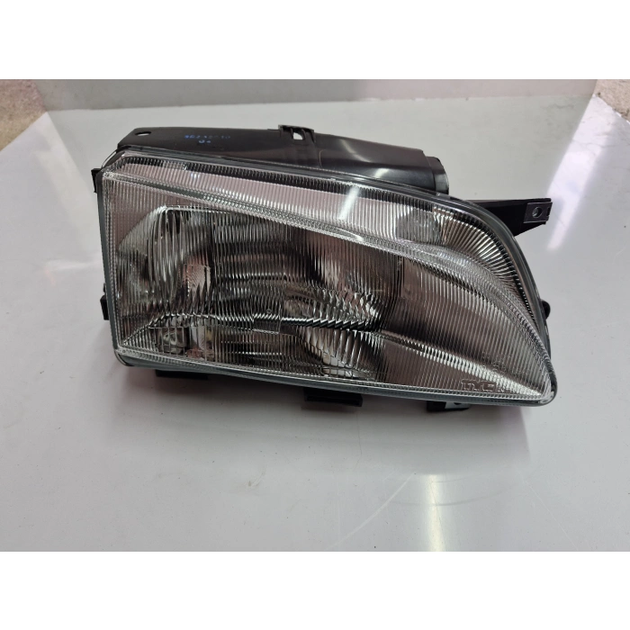 PEUGEOT PARTNER SAĞ ÖN FAR 1996-2002 SIFIR AYARINDA