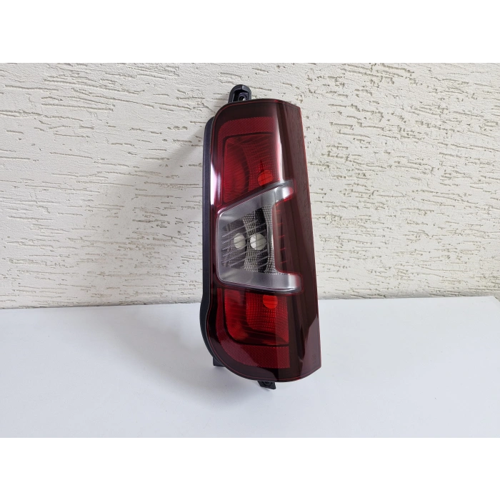 PEUGEOT RİFTER CİTROEN BERLİNGO SAĞ ARKA STOP SIFIR 2018-2022