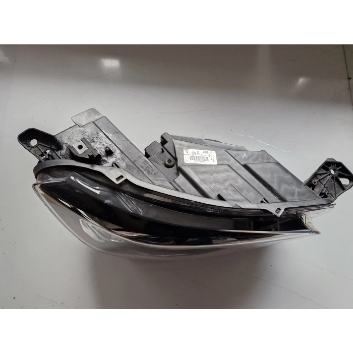 PEUGEOT RİFTER SAĞ ÖN FAR LEDSİZ ORJİNAL 2019-2022