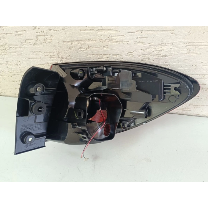 RENAULT CAPTUR SOL ARKA STOP LAMBASI DIŞ LEDLİ DUYSUZ SIFIR 2016-2020