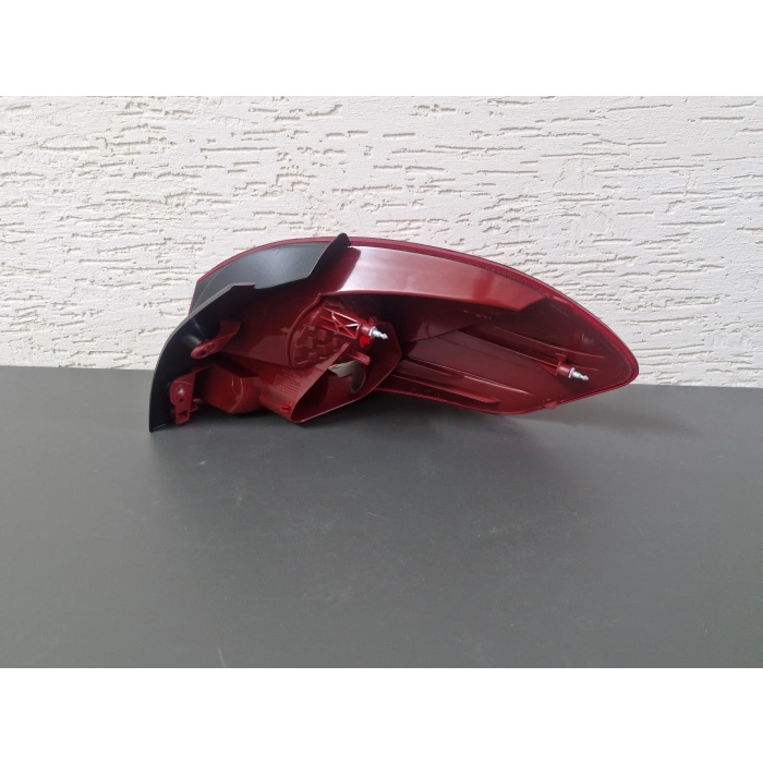 RENAULT CLİO 3 SW GRANDTOUR SOL ARKA STOP LAMBASI SIFIR 2009-2012