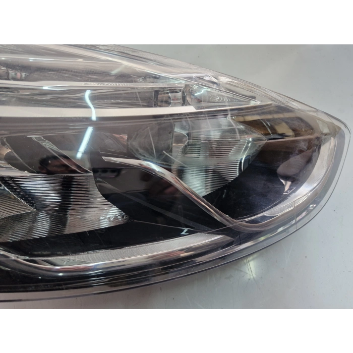 RENAULT CLİO 4 SAĞ ÖN FAR KROM 2013-2016 SIFIR AYARINDA