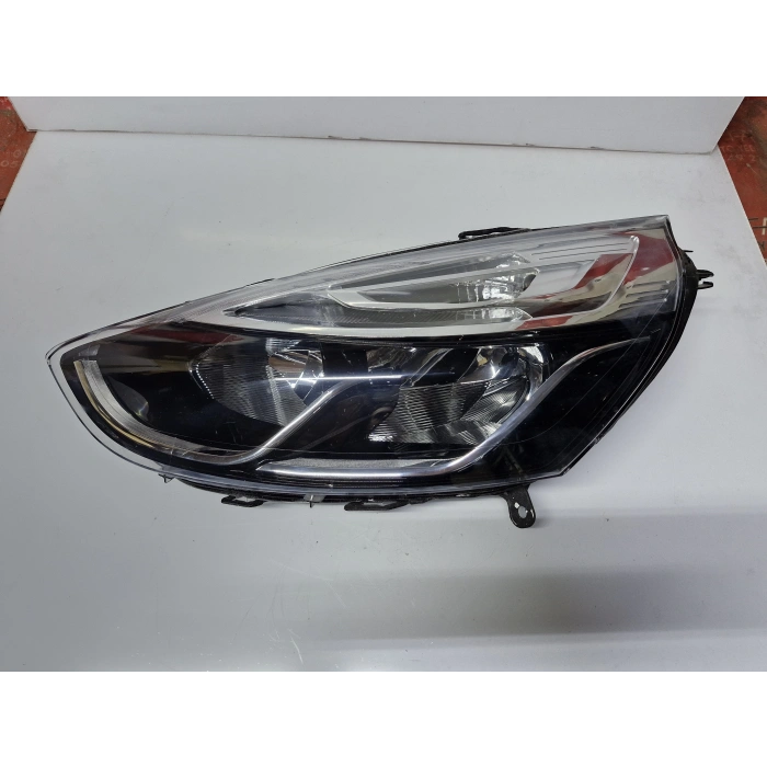 RENAULT CLİO 4 SOL ÖN FAR KROM 2016-2020 SIFIR AYARINDA