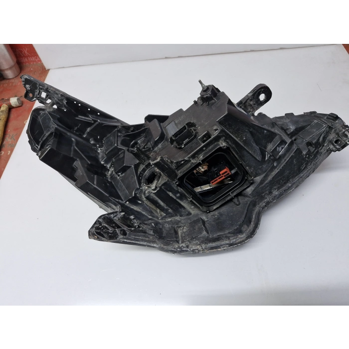 RENAULT CLİO 5 SOL ÖN FAR ORJİNAL 2020-2024