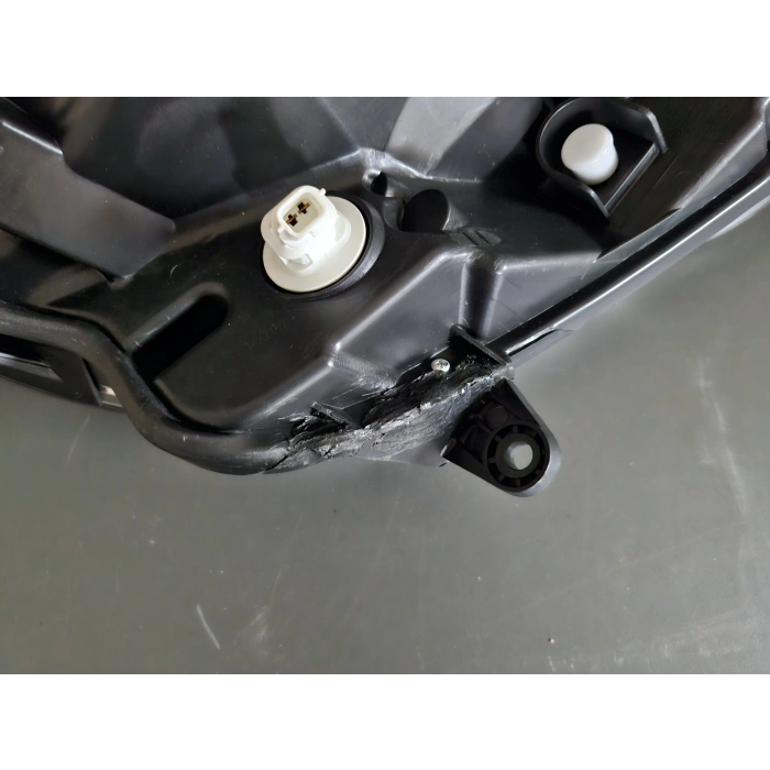 RENAULT KANGOO SOL ÖN FAR MOTORLU 2008-2012 SIFIR AYARINDA