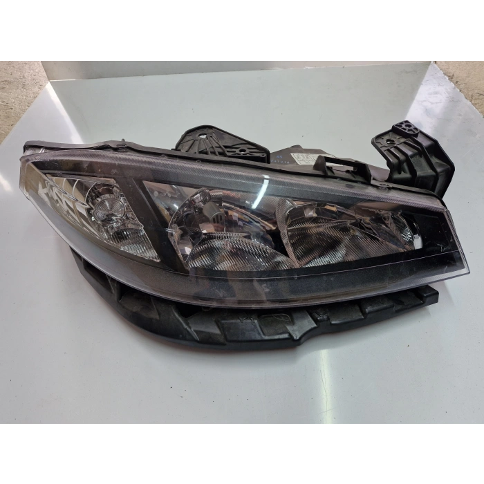 RENAULT LAGUNA SAĞ ÖN FAR 2001-2007 SIFIR AYARINDA