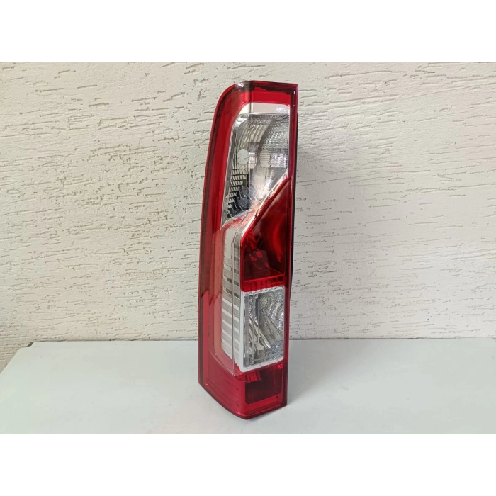 RENAULT MASTER SOL ARKA STOP LAMBASI SIFIR DUYSUZ 2010-2020