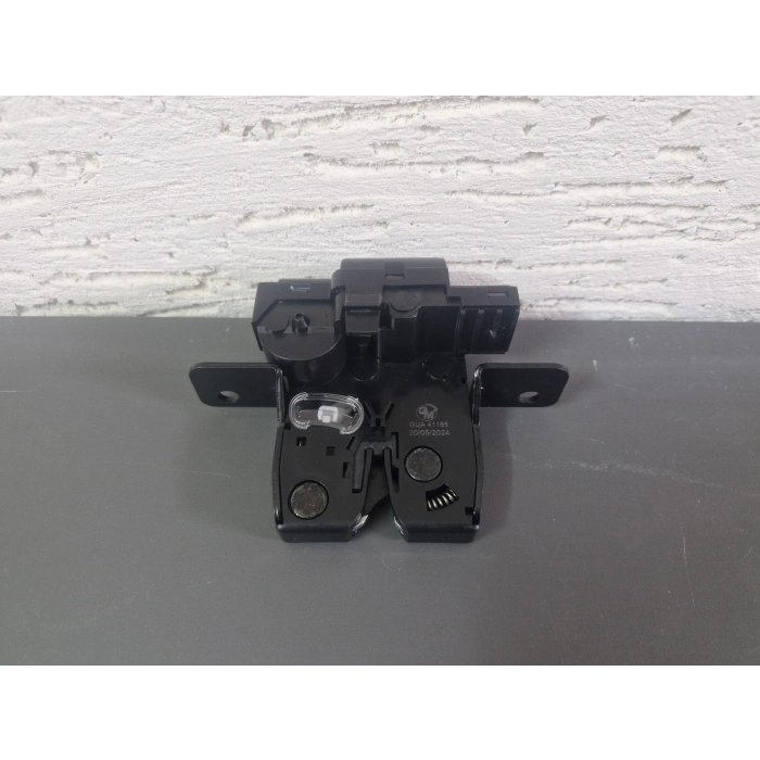 RENAULT MEGANE 2 BAGAJ KİLİDİ MOTORLU SIFIR 2005-2012