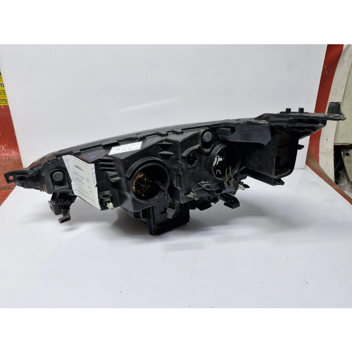 RENAULT MEGANE 4 JOY SAĞ ÖN FAR 2016-2021 SIFIR AYARINDA