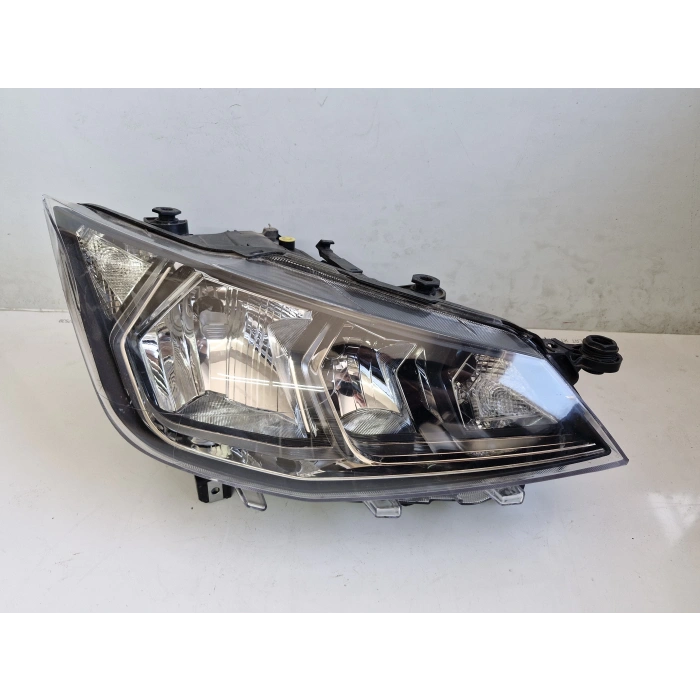 SEAT İBİZA SAĞ ÖN FAR 2015-2019 SIFIR AYARINDA