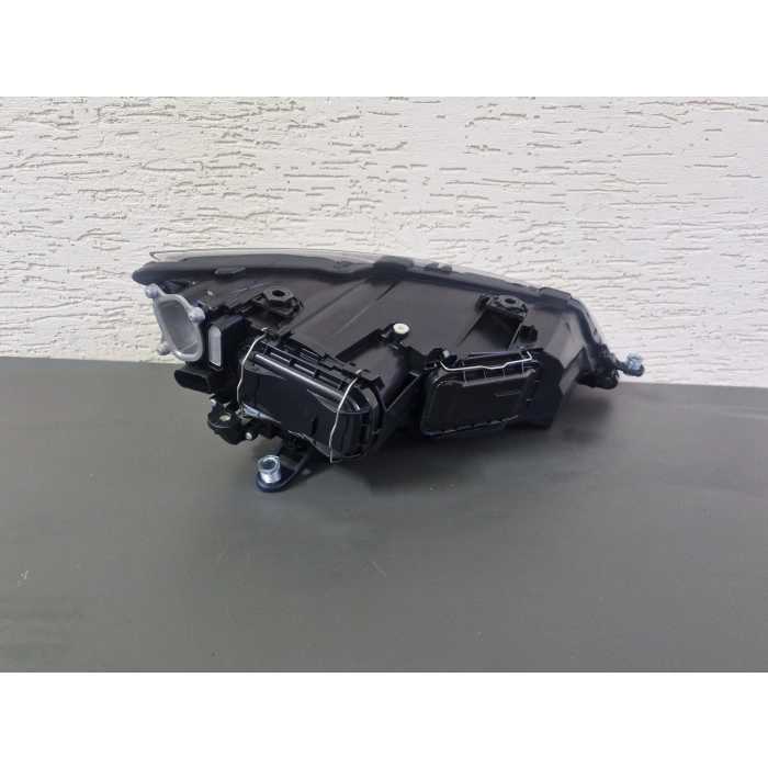 SEAT LEON SOL ÖN FAR HALOJEN SIFIR 2017-2021