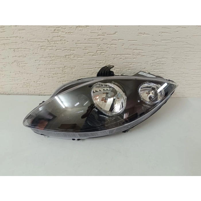 SEAT LEON SOL ÖN FAR MOTORSUZ SIFIR 2005-2009