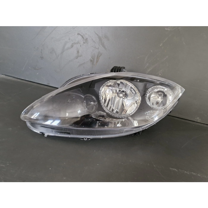 SEAT LEON SOL ÖN FAR SIFIR 2009-2012