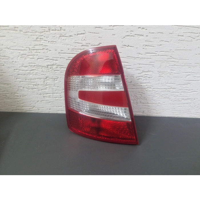 SKODA FABİA SOL ARKA STOP LAMBASI SIFIR 2005-2008