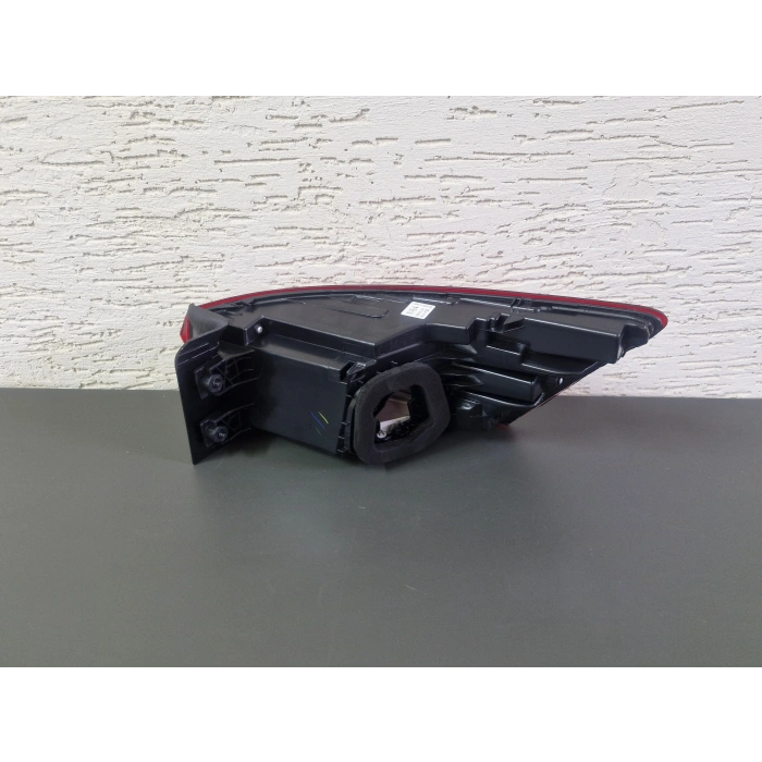 SKODA KODİAQ SOL ARKA STOP LAMBASI LEDLİ SIFIR 2016-2020