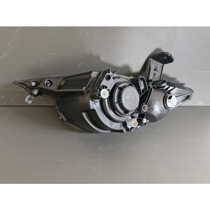 SSANGYONG ACTYON SPORTS SAĞ ÖN FAR SIFIR 2008-2012