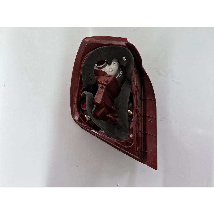 SUZUKİ FORENZA SAĞ ARKA STOP LAMBASI 2004-2008 SIFIR AYARINDA