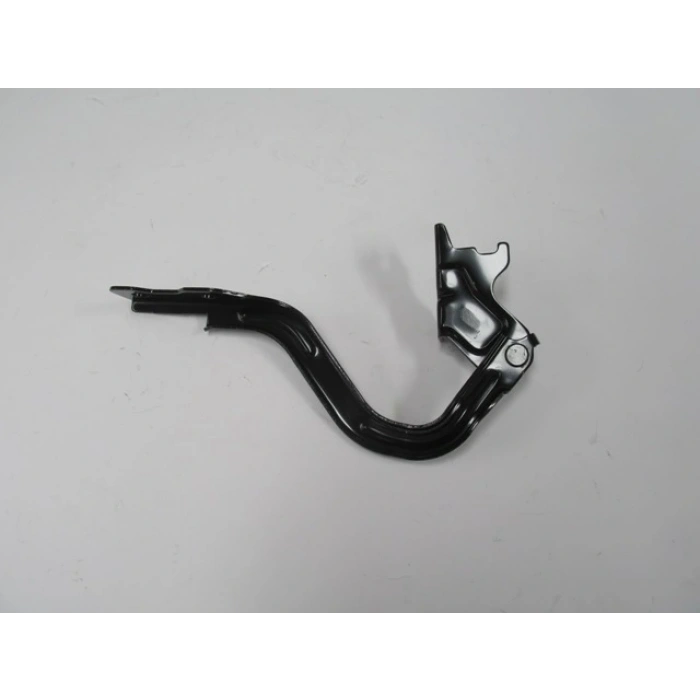 SUZUKI SWIFT- 05/11; ÖN KAPUT MENTEŞESİ SAĞ (TYG)