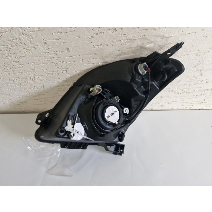 SUZUKİ SWİFT SAĞ ÖN FAR KROM MOTORSUZ SIFIR 2004-2008