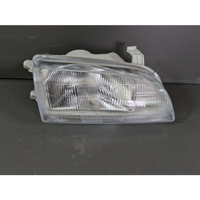 SUZUKİ SWİFT SAĞ ÖN FAR MANUEL SIFIR 1990-1995