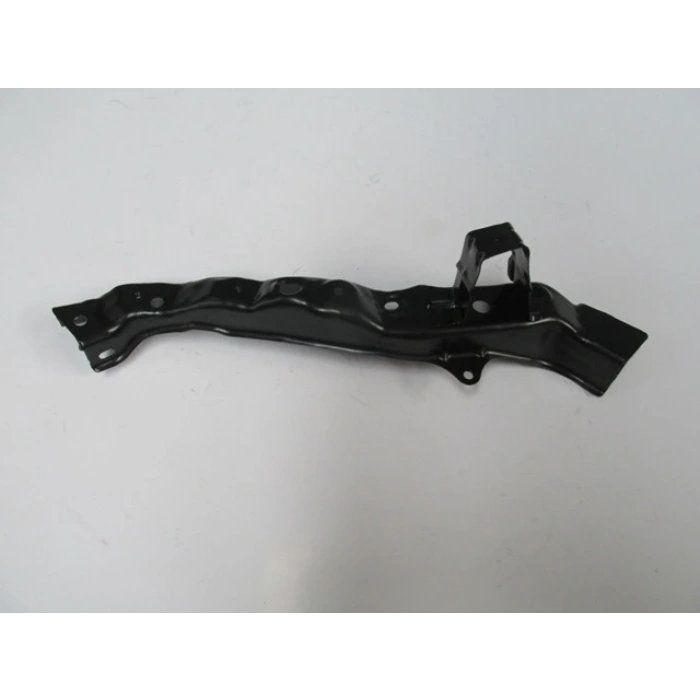 TOYOTA AURIS- 07/10; ÖN PANEL ÜST PARÇA SAĞ (TYG)