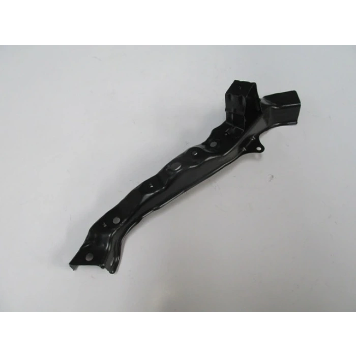 TOYOTA AURIS- 07/10; ÖN PANEL ÜST PARÇA SAĞ (TYG)