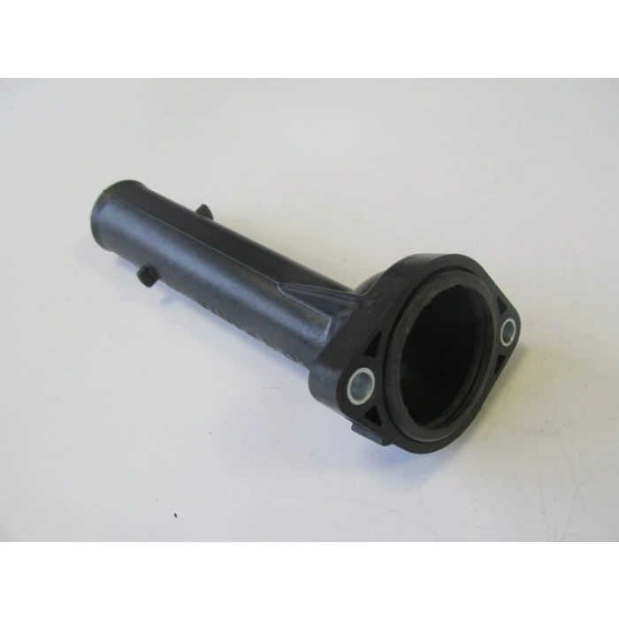 TOYOTA AVENSIS- 01/02; MOTOR SU GİRİŞ BORUSU (PLASTİK)