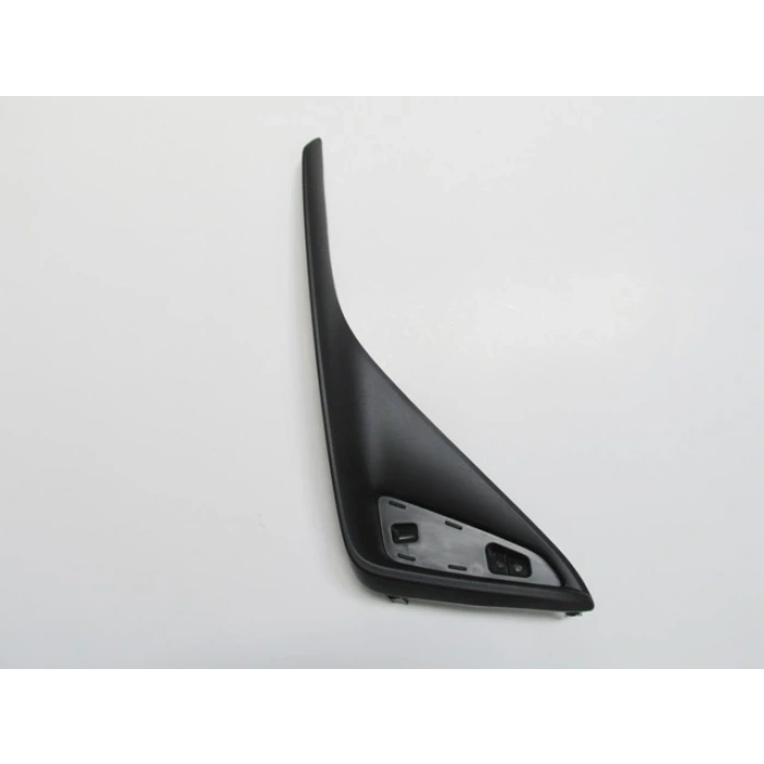 TOYOTA CHR- 16/23; ARKA TAMPON REFLEKTÖRÜ DIŞ PLASTİĞİ SOL (TW)