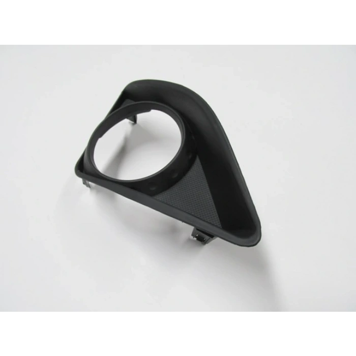 TOYOTA COROLLA- E150- 07/10; SİS LAMBA KAPAĞI SAĞ SİS DELİKLİ (FPI)